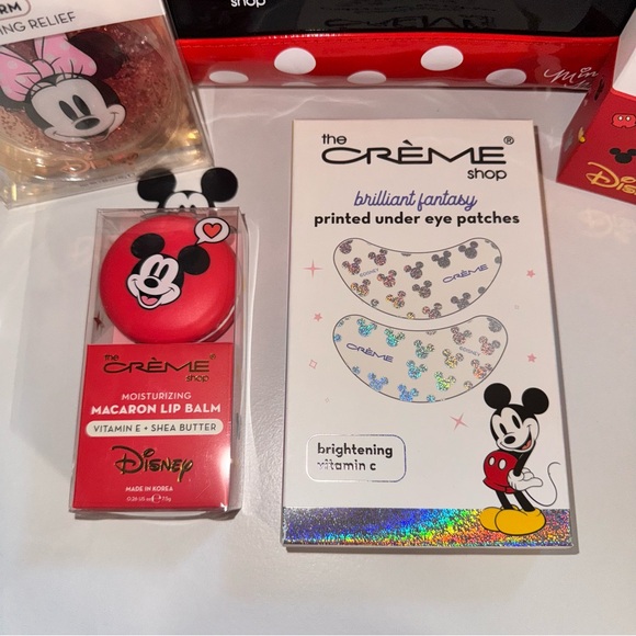 The Creme Shop x Disney’s Minnie Mouse Beauty Bundle - Makeup Bag, Masks, etc.. - Picture 3 of 6